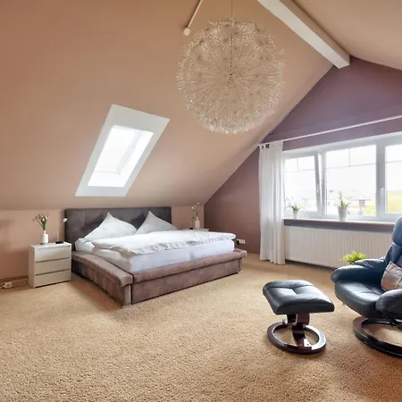 Lona By Interhome Lothe