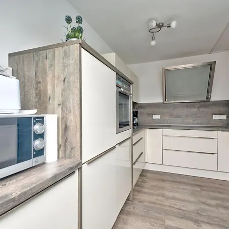 Apartamento Lona By Interhome