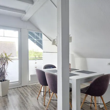 Lona By Interhome Lothe